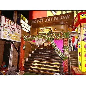 Satya Inn, Homestay